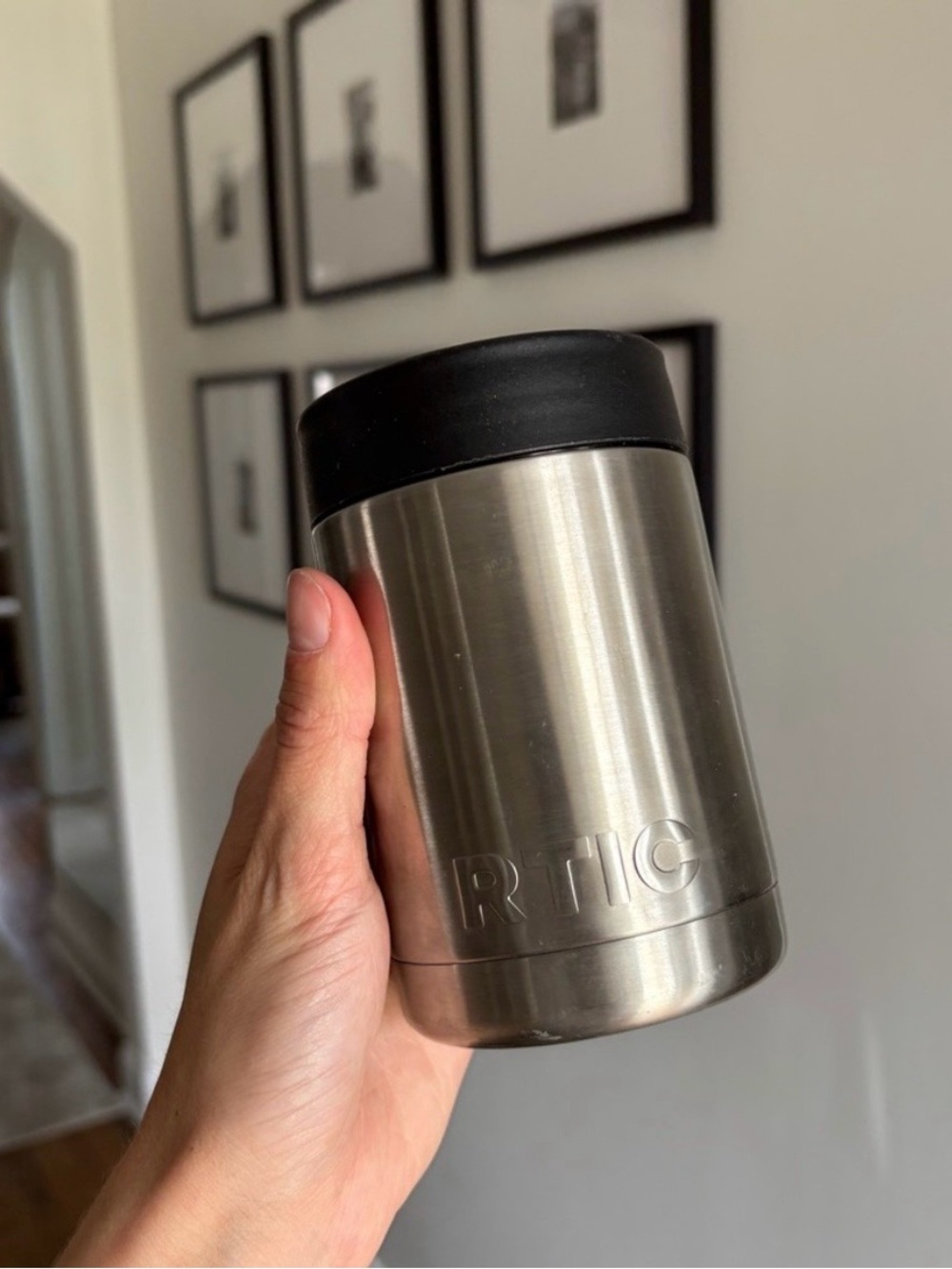 Rtic classic silver coozie for cans